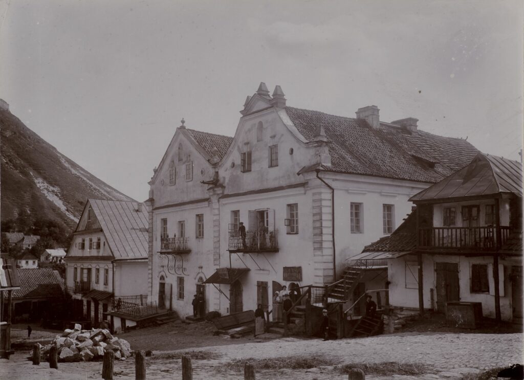 Twin-Houses XVII-XVIII centuries | Kremenets-Pochaiv DIAZ - Photo 4 Twin-Houses XVII-XVIII centuries - Photo 4