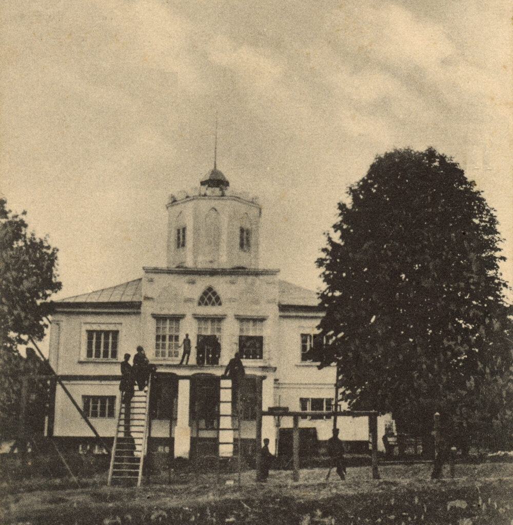 Palace of Countess Karolina DzembowskaXIX ct. - Photo 6