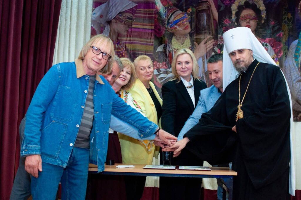 30 травня у Кременці відбувся ІІ Фестиваль-конкурс «Чарівний світ ляльки-мотанки» - Фото 6